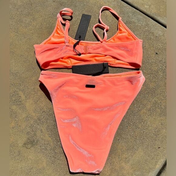 TRIANGL CORAL VELVET HIGH WAIST NO BAG NEW WITH TAGS - Picture 6 of 8